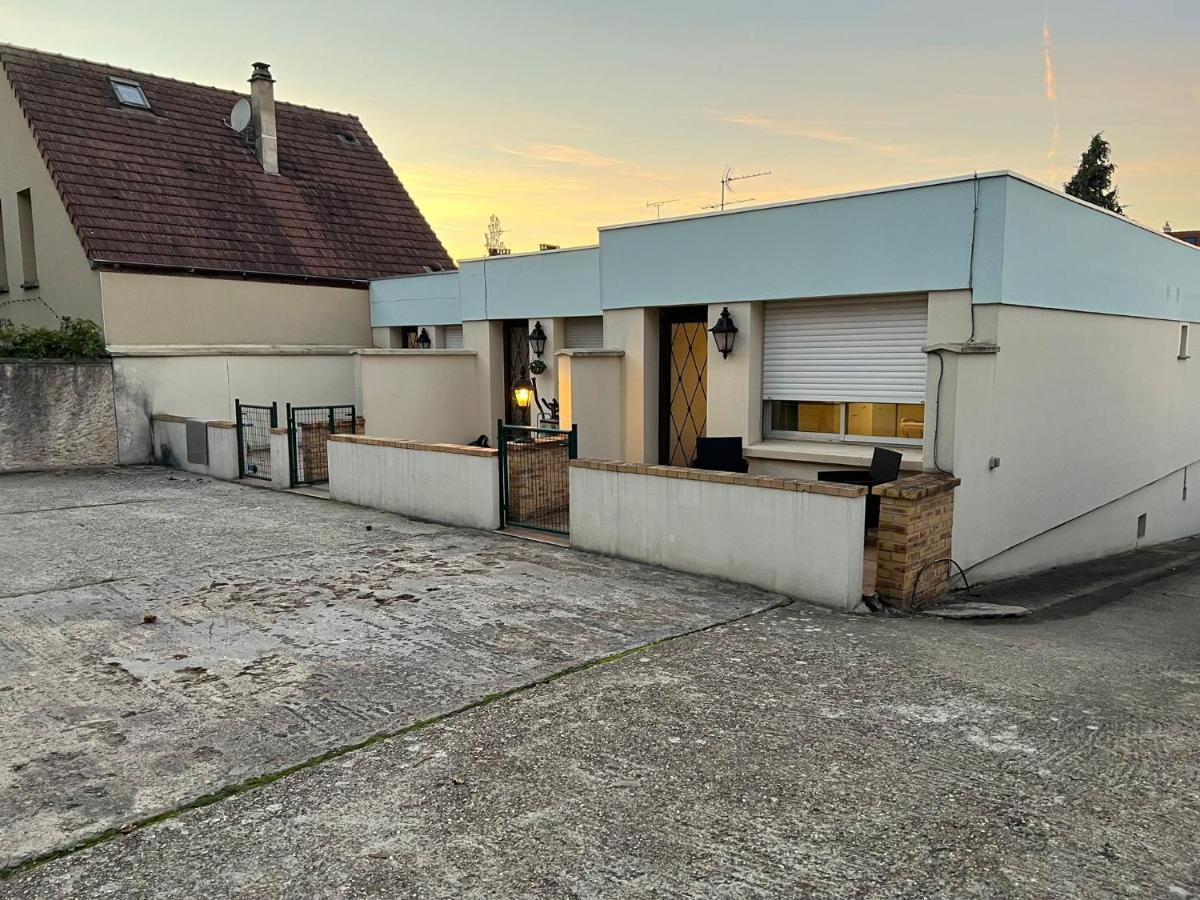 Appart'Hotel Nuiteejour Versailles Saint Cyr L'Ecole Eksteriør billede